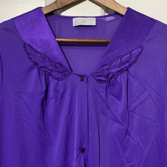 Vassarette purple robe - Picture 3 of 8
